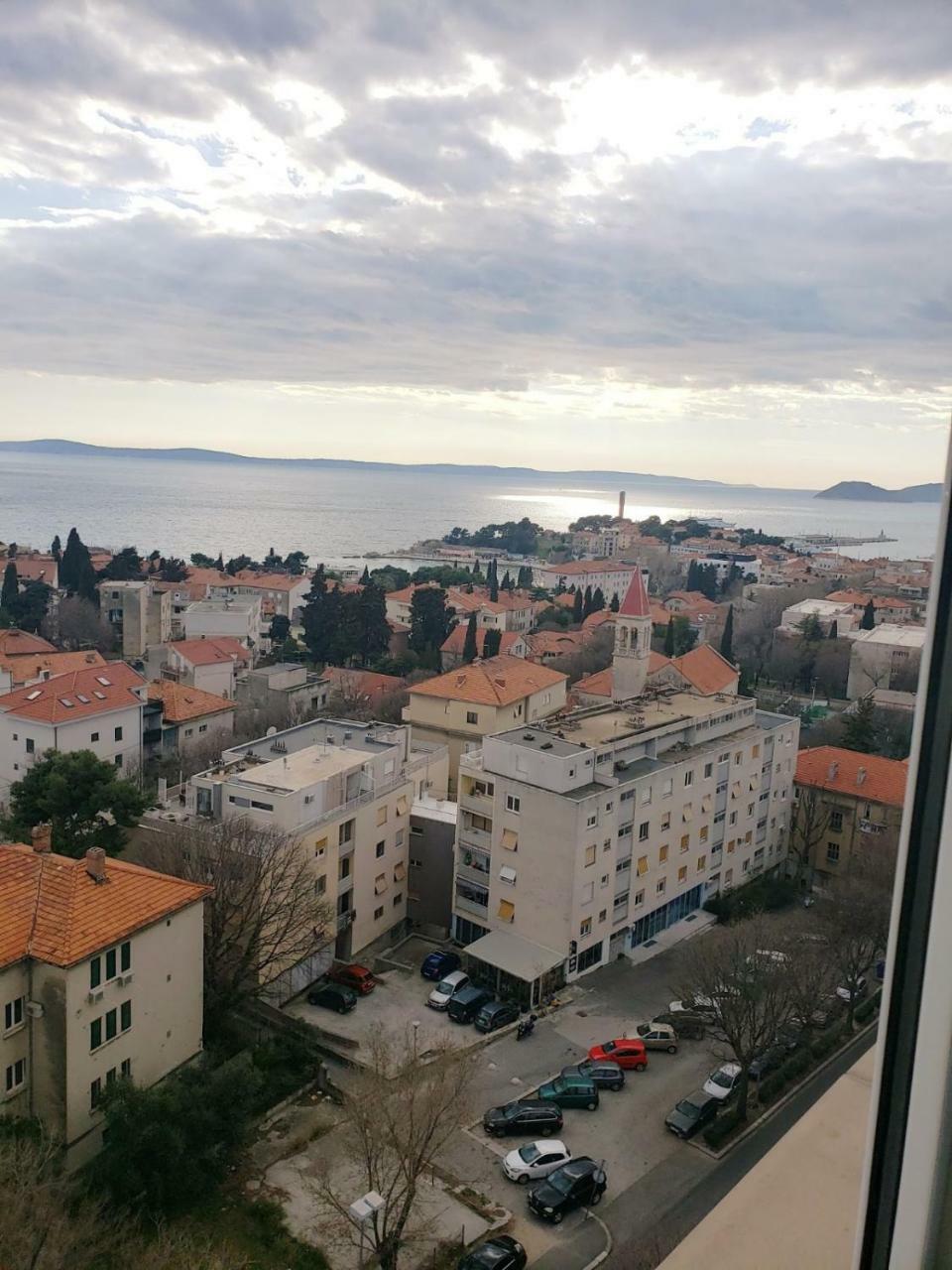 Apartment Pjero Split Exterior photo